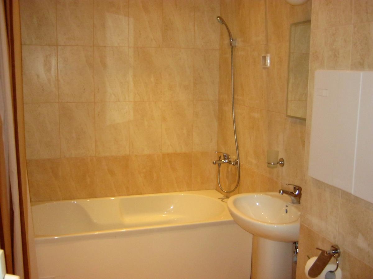 Malko Tŭrnovo Motel Koziyat Rog מראה חיצוני תמונה