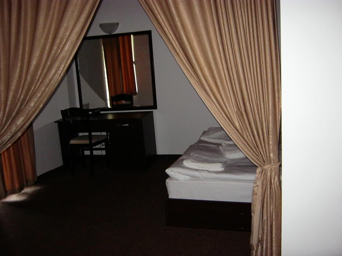 Malko Tŭrnovo Motel Koziyat Rog מראה חיצוני תמונה