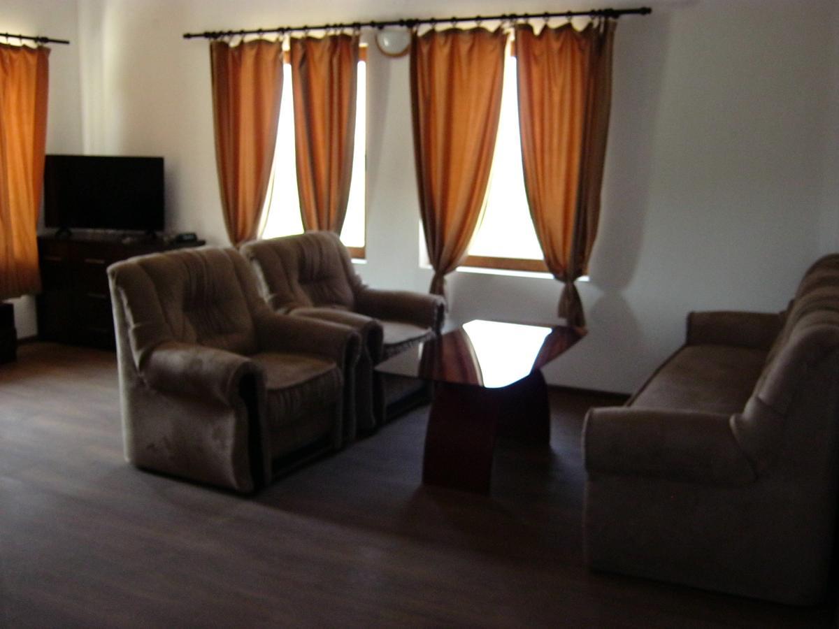Malko Tŭrnovo Motel Koziyat Rog מראה חיצוני תמונה