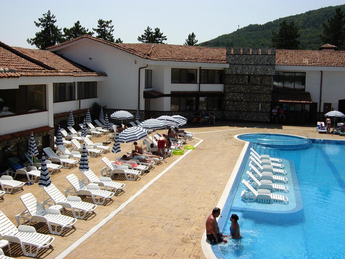 Malko Tŭrnovo Motel Koziyat Rog מראה חיצוני תמונה
