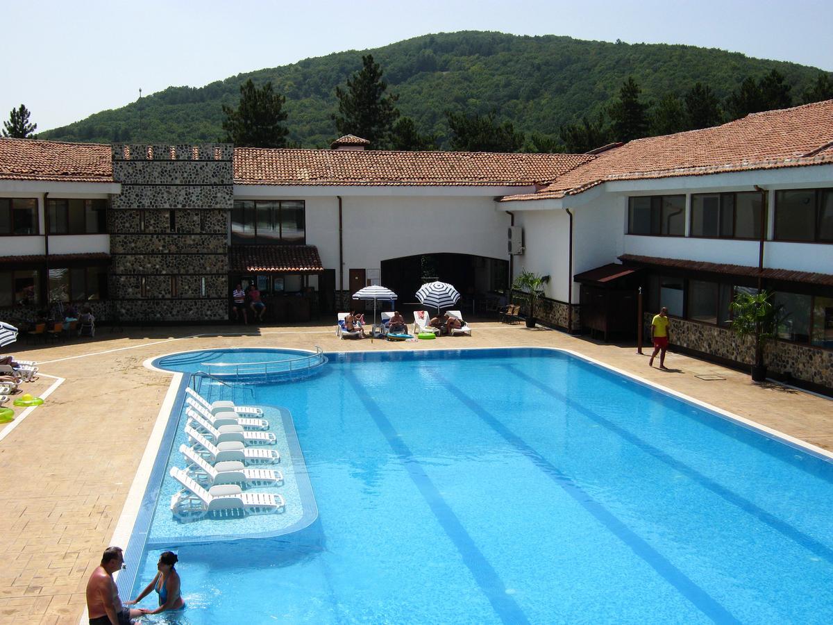 Malko Tŭrnovo Motel Koziyat Rog מראה חיצוני תמונה