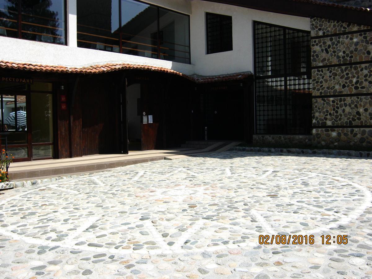 Malko Tŭrnovo Motel Koziyat Rog מראה חיצוני תמונה