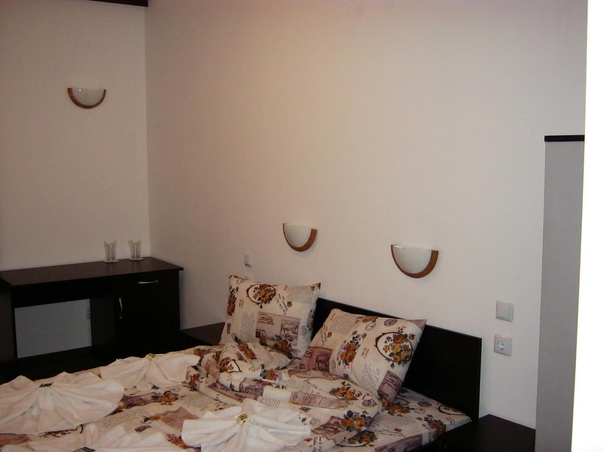 Malko Tŭrnovo Motel Koziyat Rog מראה חיצוני תמונה